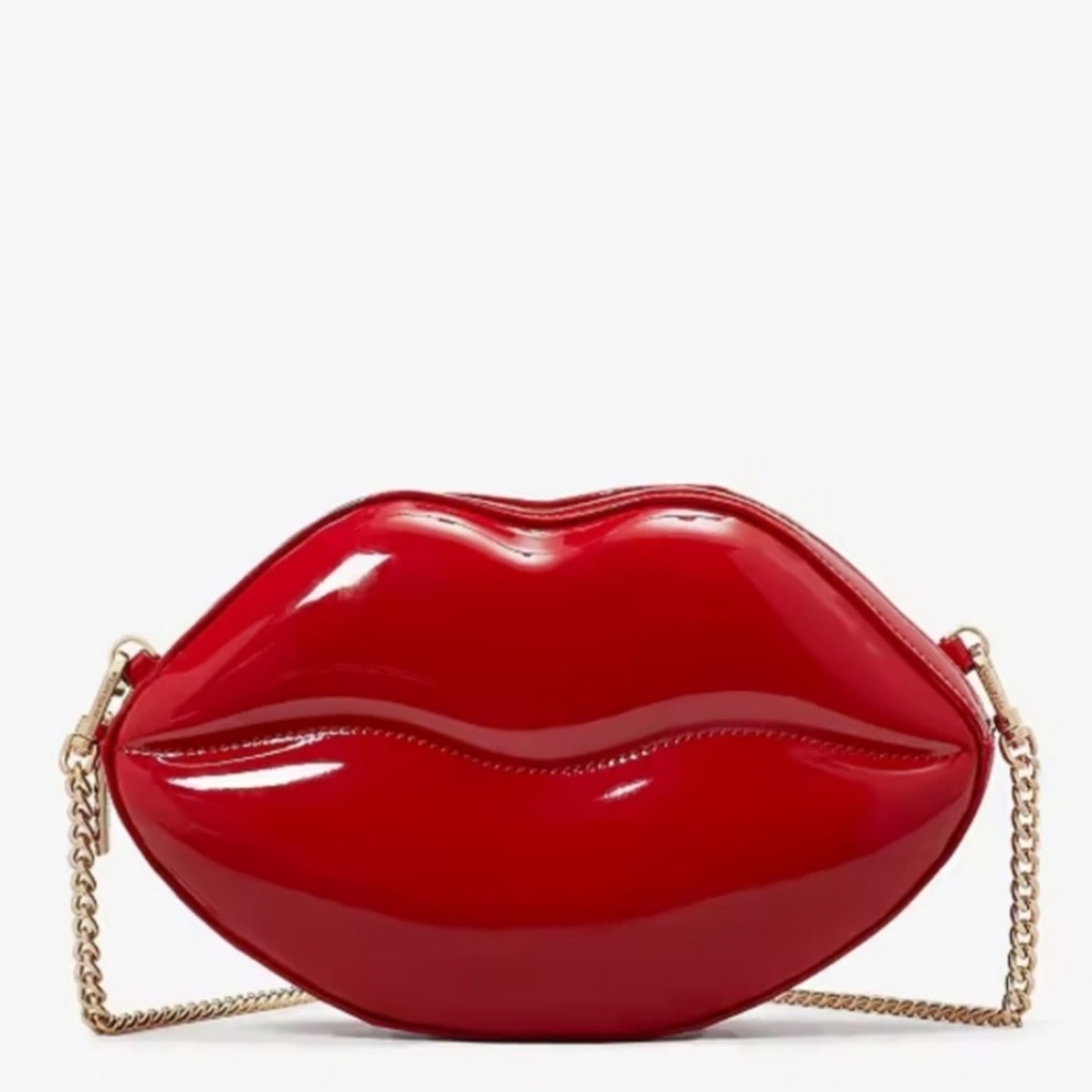 Kate Spade 3D MWAH Cross body Lip bag 💋